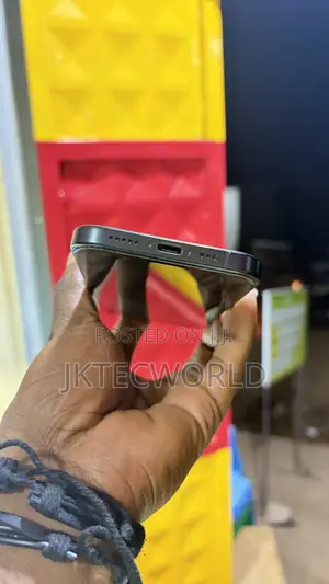 Apple iPhone 16 128 GB Black