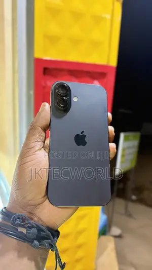 Apple iPhone 16 128 GB Black