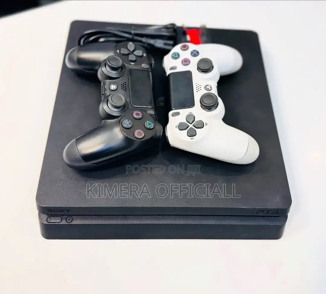 Chipped Ps4 Slim, 500gb, 12 Games, 2 Controllers. Pure Illegal Fun.