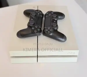 Loaded Ps4 Standard, 12 Games, 2 Pads. Your Social Life Is Over.