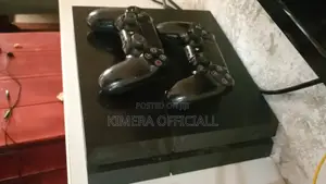 Selling a Chipped Ps4, 12 Games, 2 Controllers. I Need Rent Money Fast