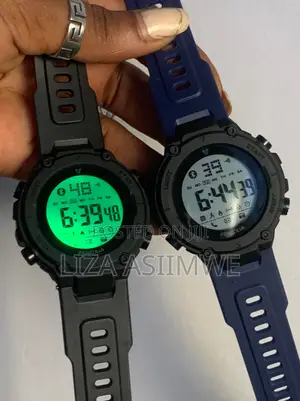 Digital Sports Watches With Round Black Dials With Backlighting
