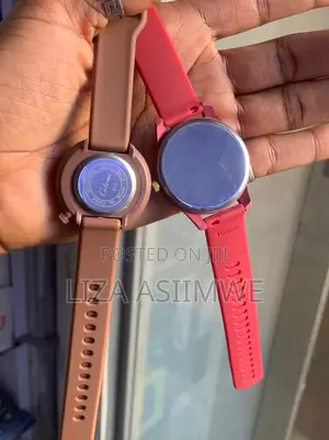 Kids Quartz Watches Feature Silicone Bands And Round Cases.
