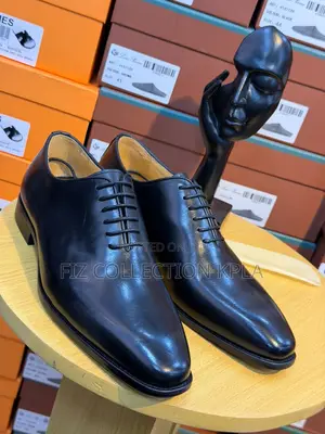 Ebony Classic Leather
