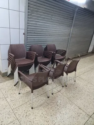 Extra Level Matted Plastic Chairs Plastic Chairs for Garden Beach Bar