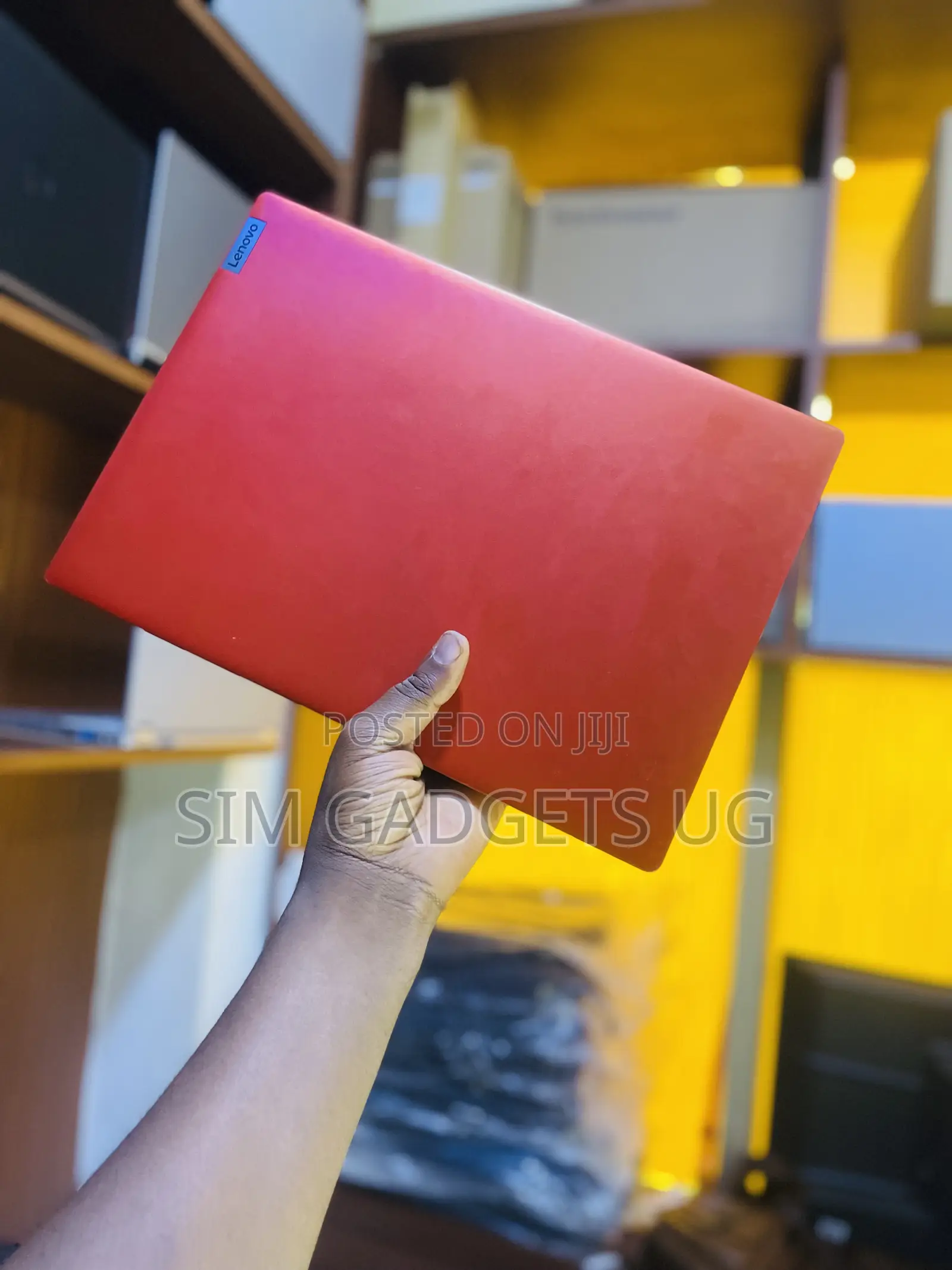 Laptop Lenovo 4GB Intel Celeron SSD 128GB