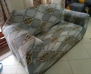 This Is a Designed 3:2:1 Sofa Cover Set