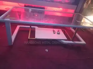 Simple Design Centre Table