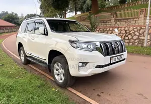 Landcruisers Available for Hire