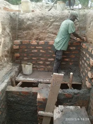 Multi-Chamber Septic Tank Building Services