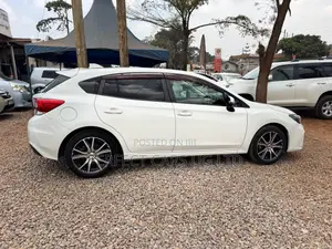 Subaru Impreza 2.0i AWD Hatchback 2017 Pearl
