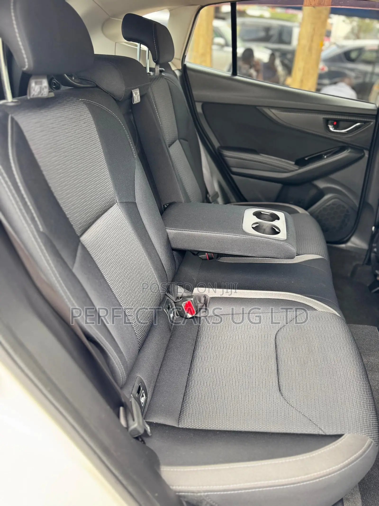 Subaru Impreza 2.0i AWD Hatchback 2017 Pearl