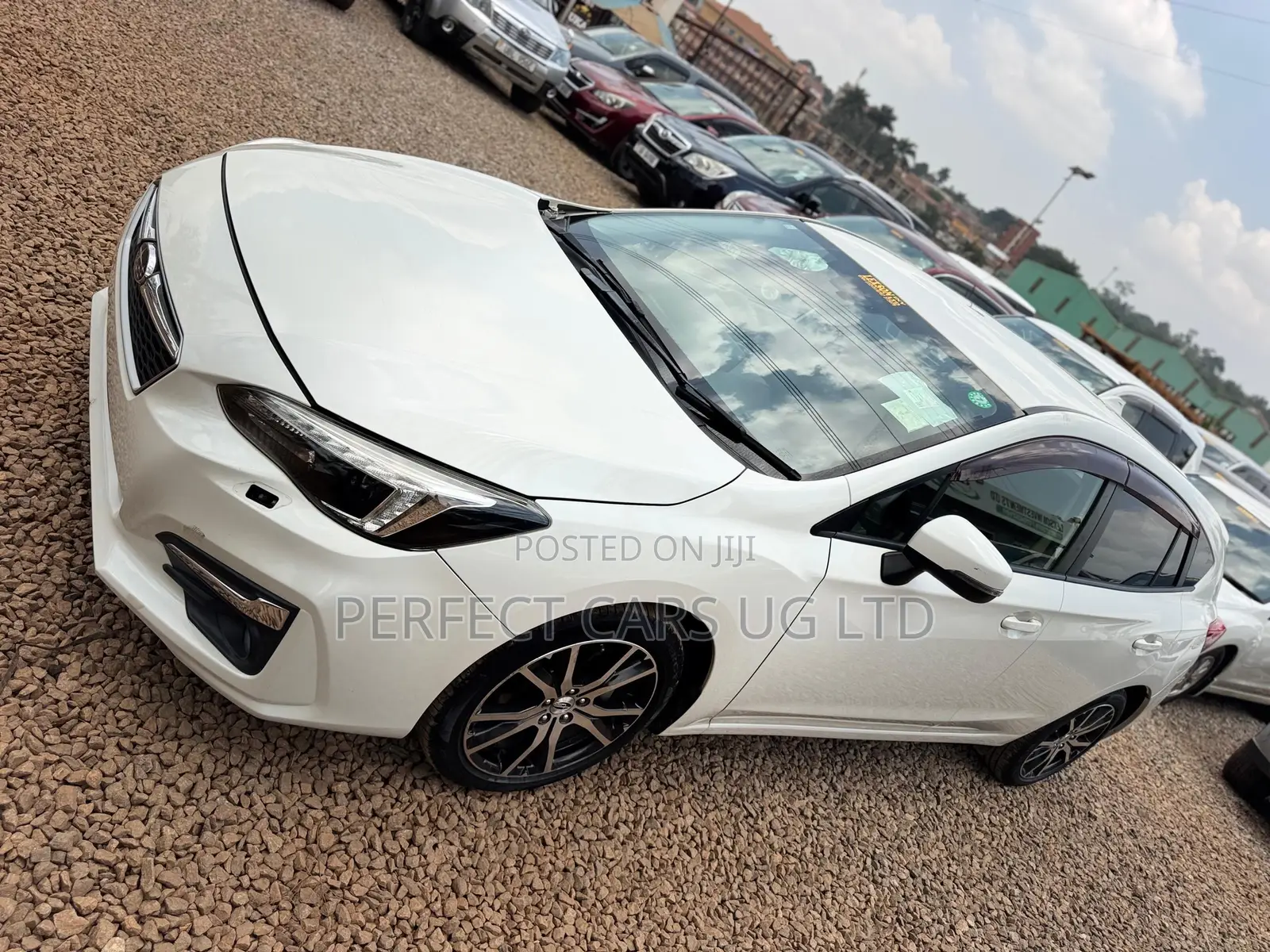 Subaru Impreza 2.0i AWD Hatchback 2017 Pearl