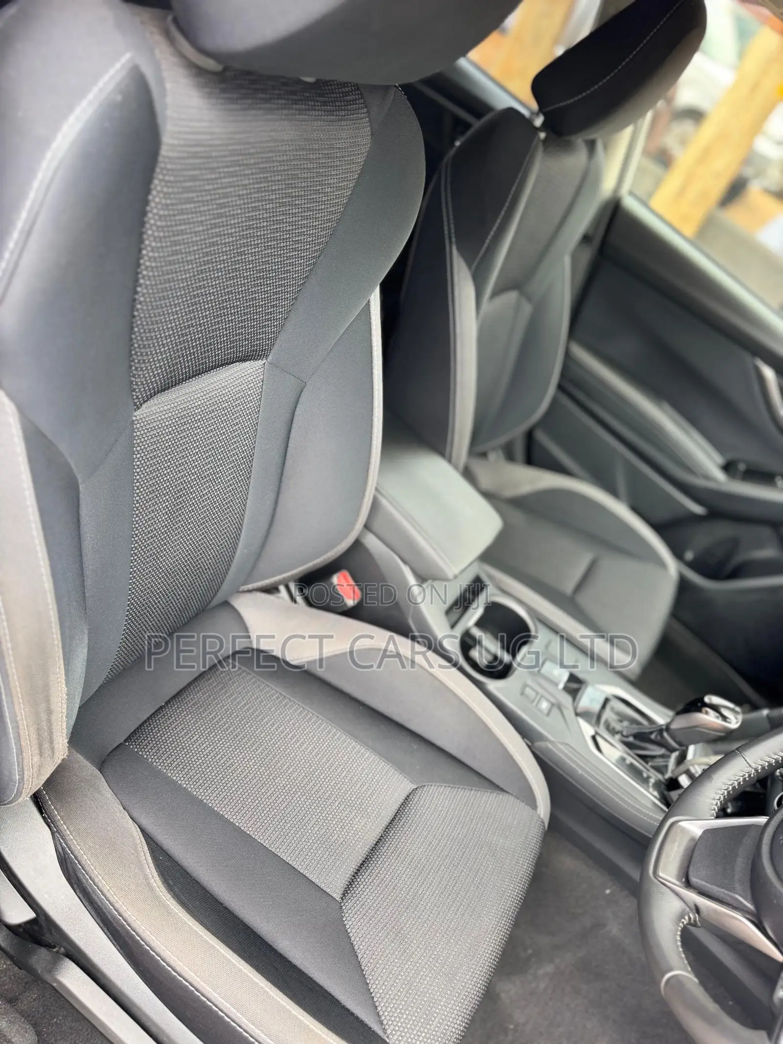 Subaru Impreza 2.0i AWD Hatchback 2017 Pearl