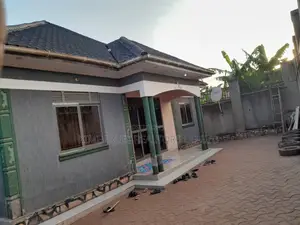 3bdrm House in Division A for sale