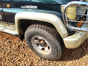 Toyota Land Cruiser 1999 Green