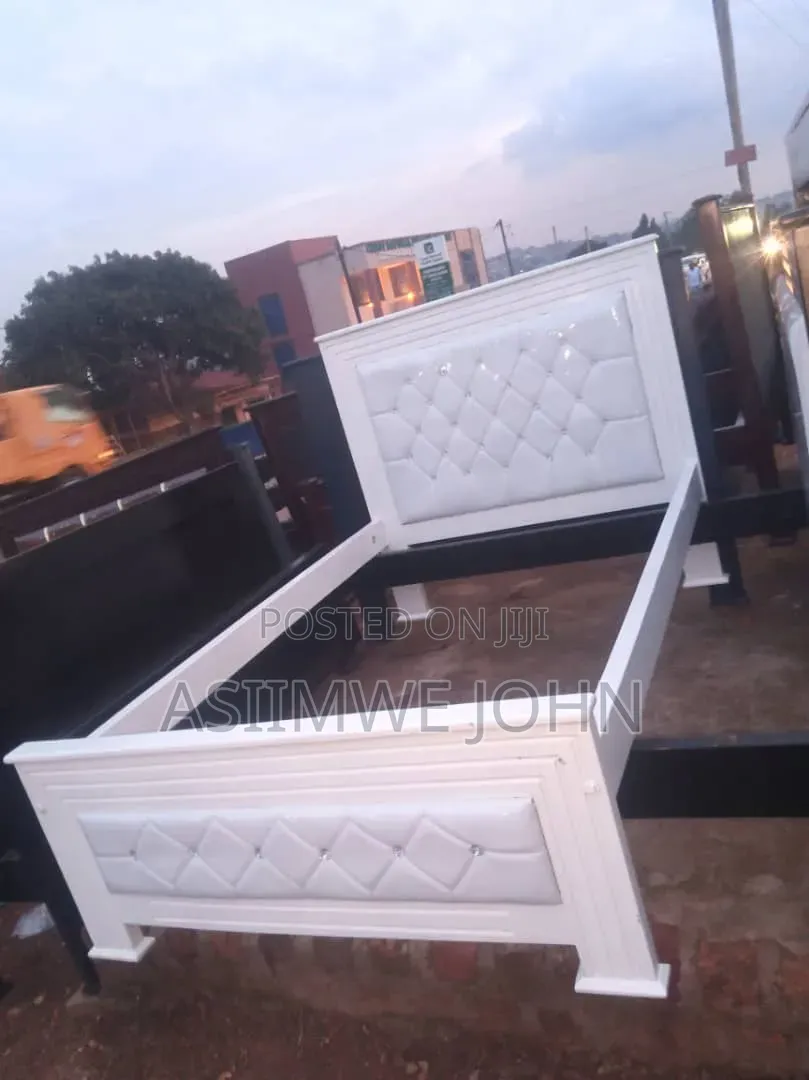 Modernly Beds