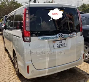 Toyota Noah 2015 White