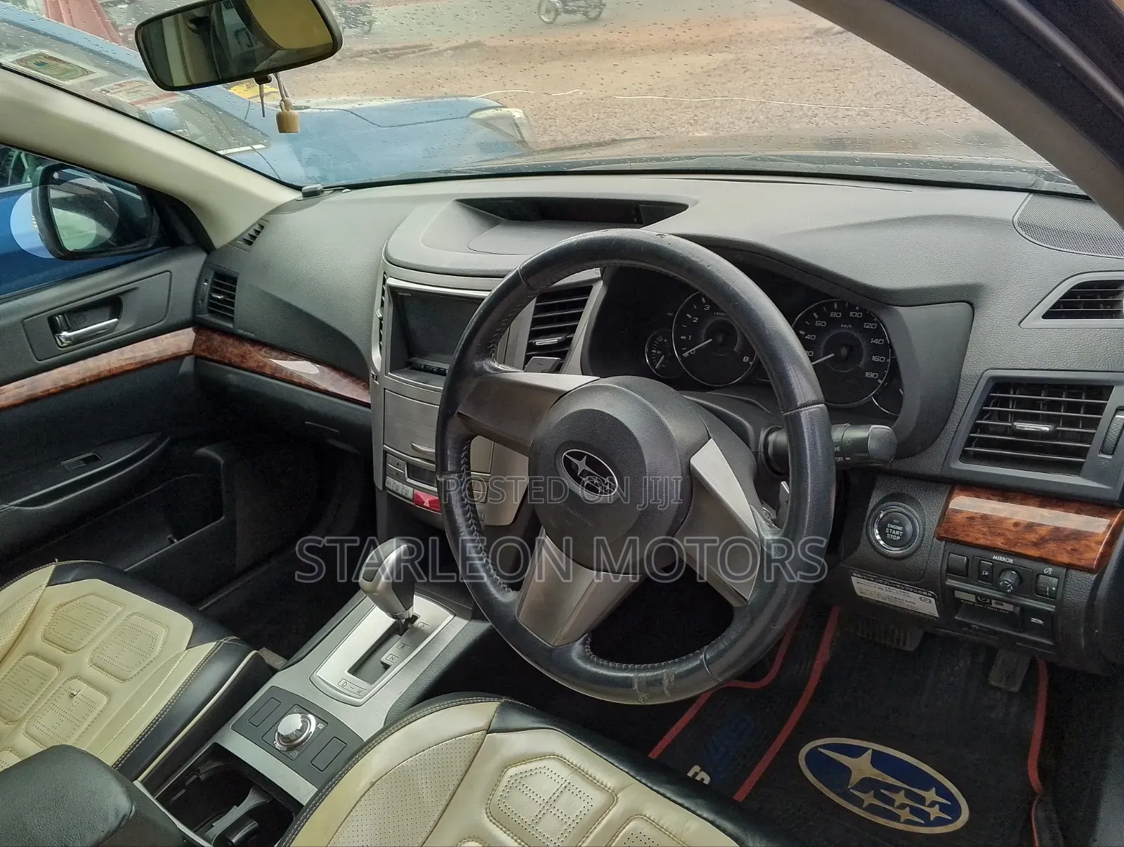 Subaru Outback 2010 Black