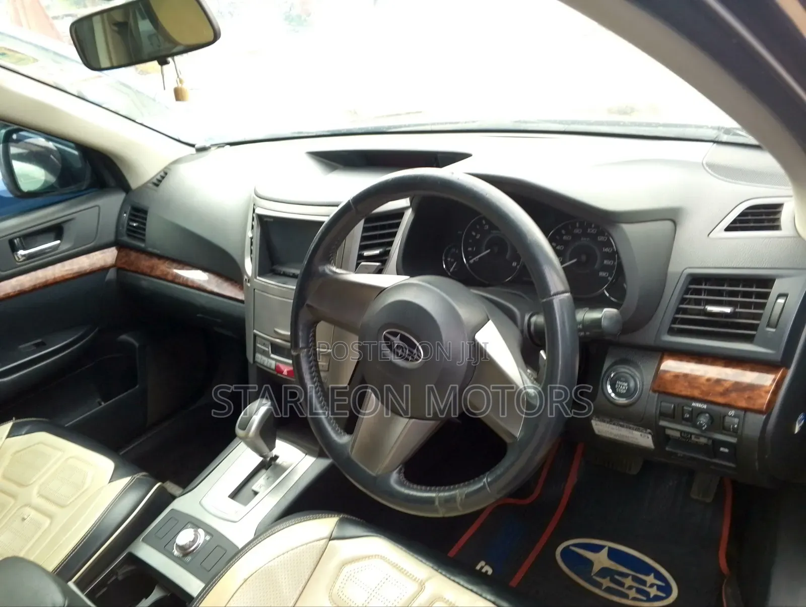 Subaru Outback 2010 Black