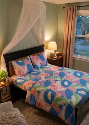 Bed Cover 5×6 ~ Vibrant, Geometric-Patterned