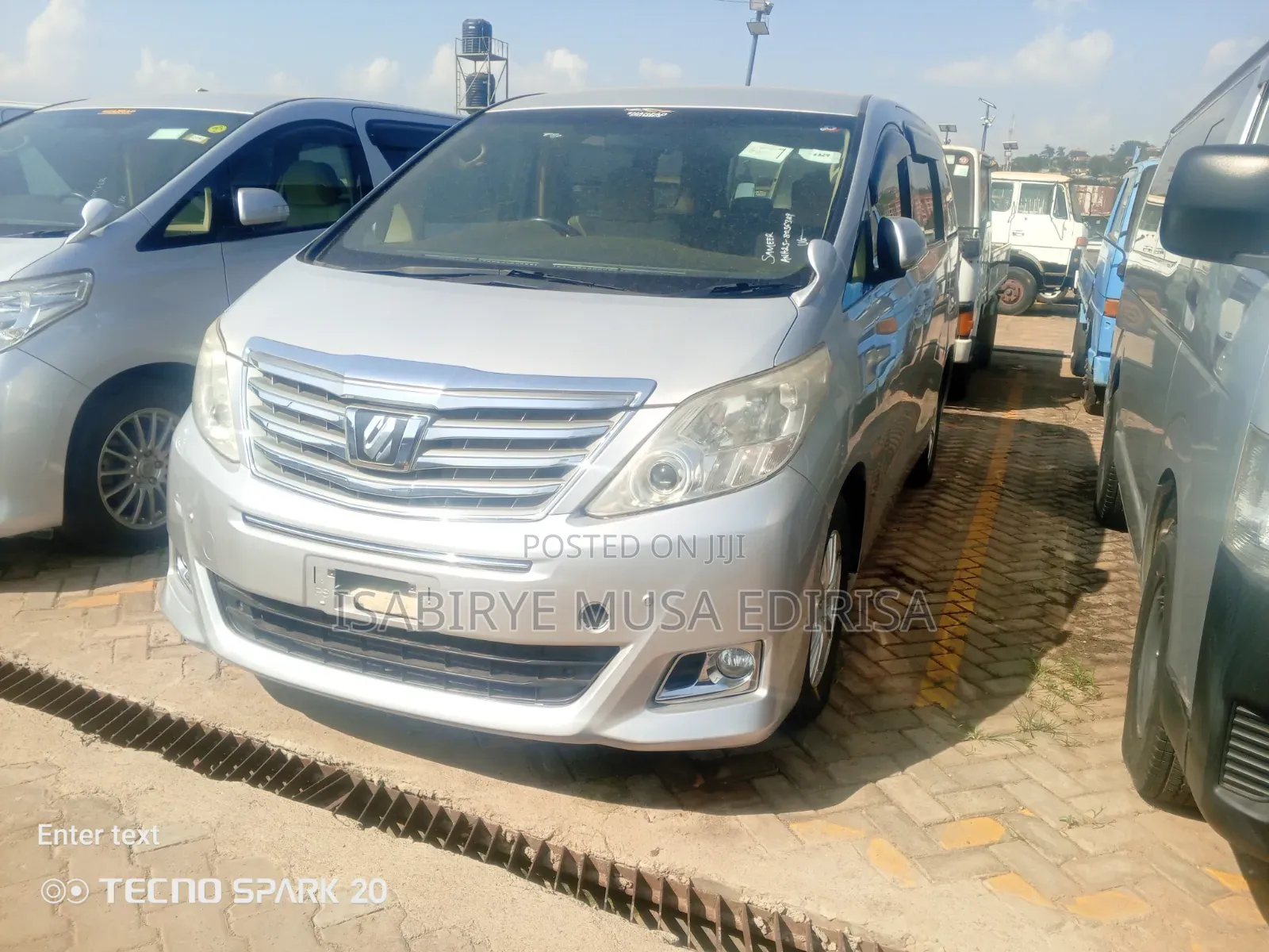 Toyota Alphard 2012 Silver