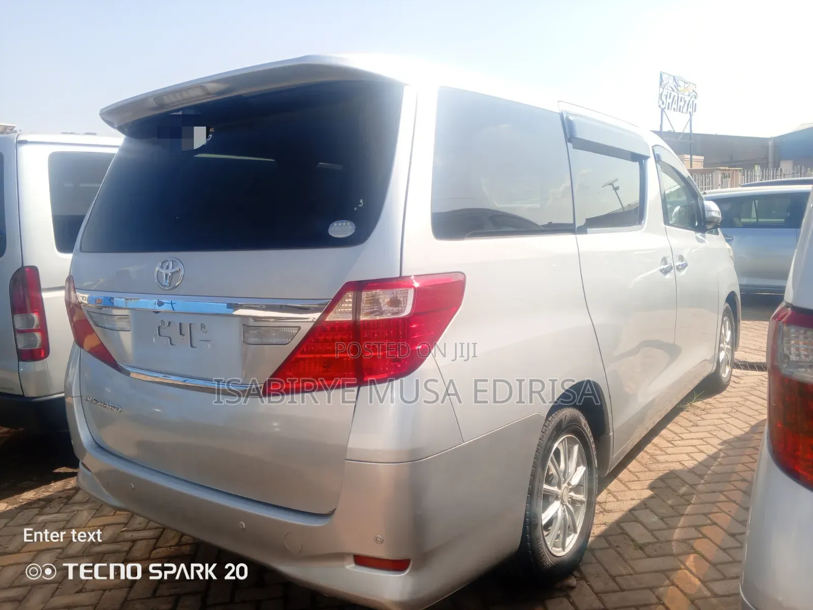 Toyota Alphard 2012 Silver