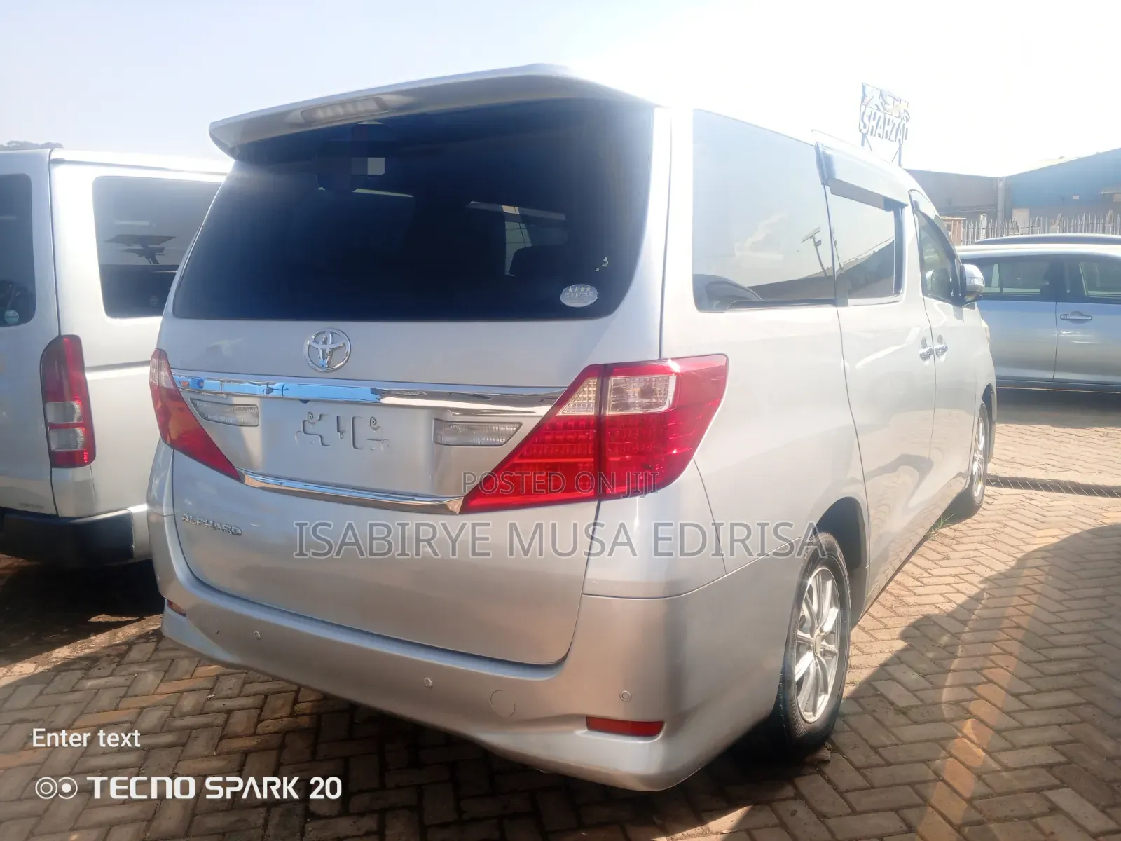 Toyota Alphard 2012 Silver
