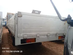 Hino Track Jo8 Engine
