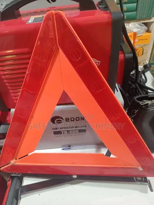 Triangular Reflector