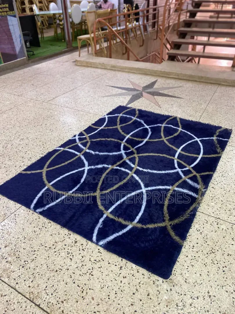 Faux / Fluffy Carpet ~ Navy Blue/White