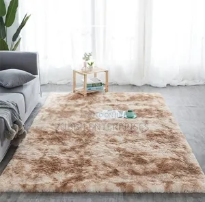 Faux / Fluffy Carpet ~ Brown