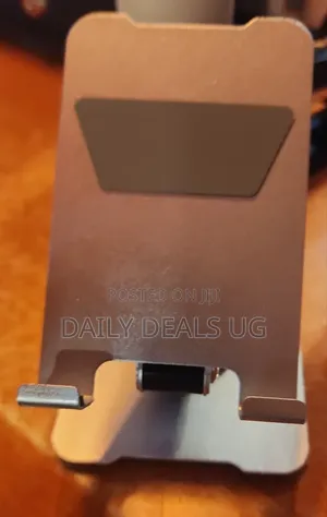 Foldable Metal Cell Phone Stand