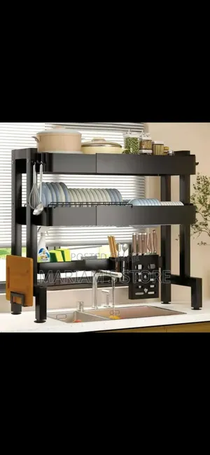 Over-the-Sink Dish Drying Rack With an Adjustable Length