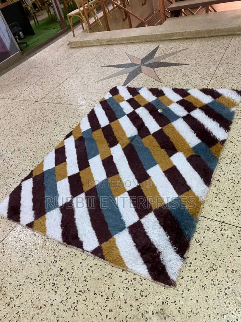 Faux / Fluffy Carpet (1.5×2m) ~ White, Brown, Gold, and Blue-Gray