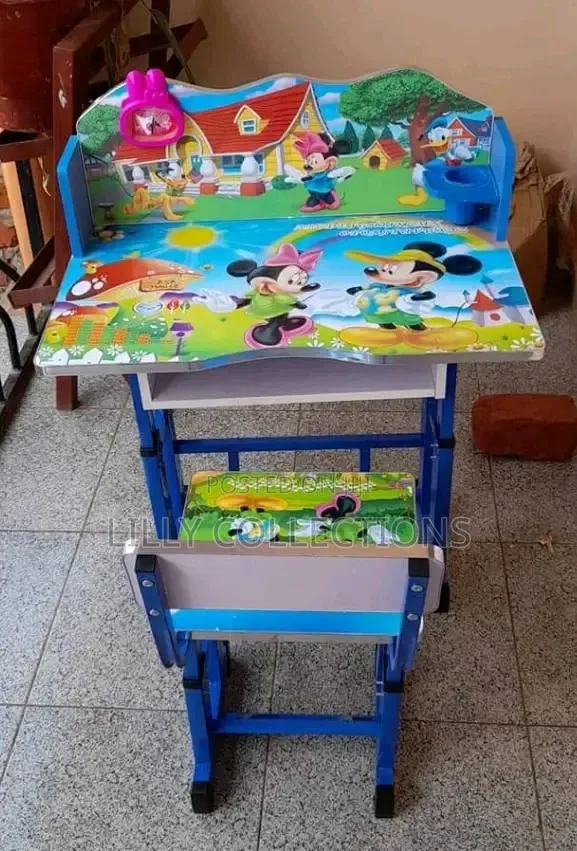 Cartoon Character Reading Tables