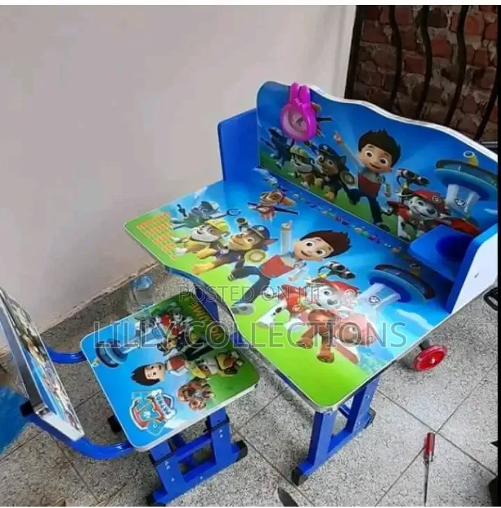 Cartoon Character Reading Tables