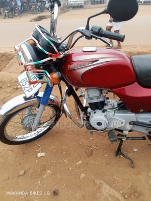 Bajaj Boxer 100 2024 Red