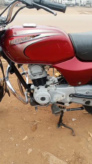 Bajaj Boxer 100 2024 Red