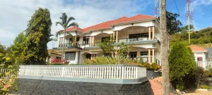 Big Building for Rent in Kisaasi