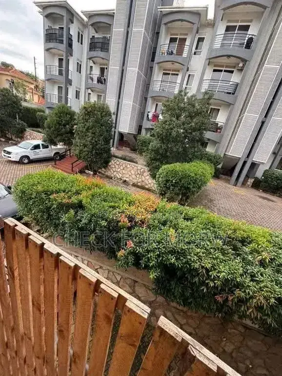 3bdrm Apartment in Bugolobi, Central Division for rent