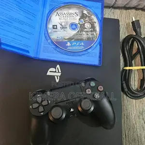 Super Loaded Ps4 Pro With 35 Games! Two Clean Pads for Gaming.