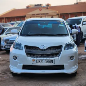 Toyota IST 2010 White