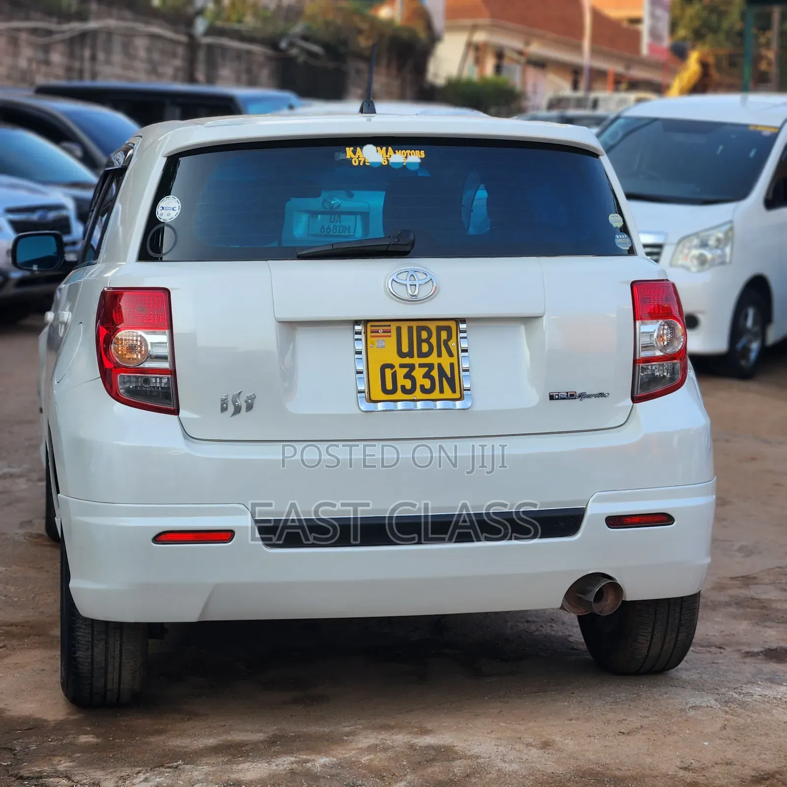 Toyota IST 2010 White