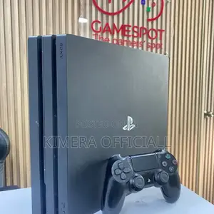 Super Ps4 Pro With 35 Games and 2 Pads! Entertainment Guaranteed