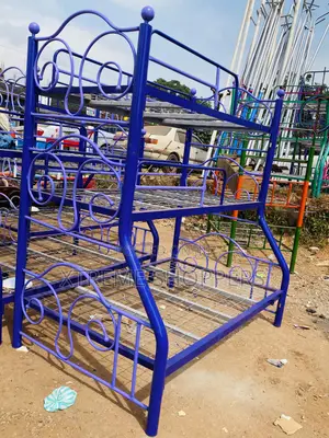 Triples Center /Bed-Decker Park-Metallic
