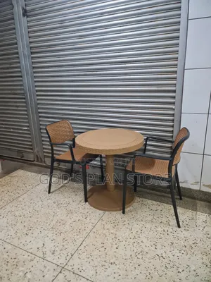 Restaurant Garden Bar Hotel Plastic Matted Table and Chairs