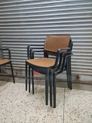 Star Mesh Back Plastic Chairs Plastic Chairs