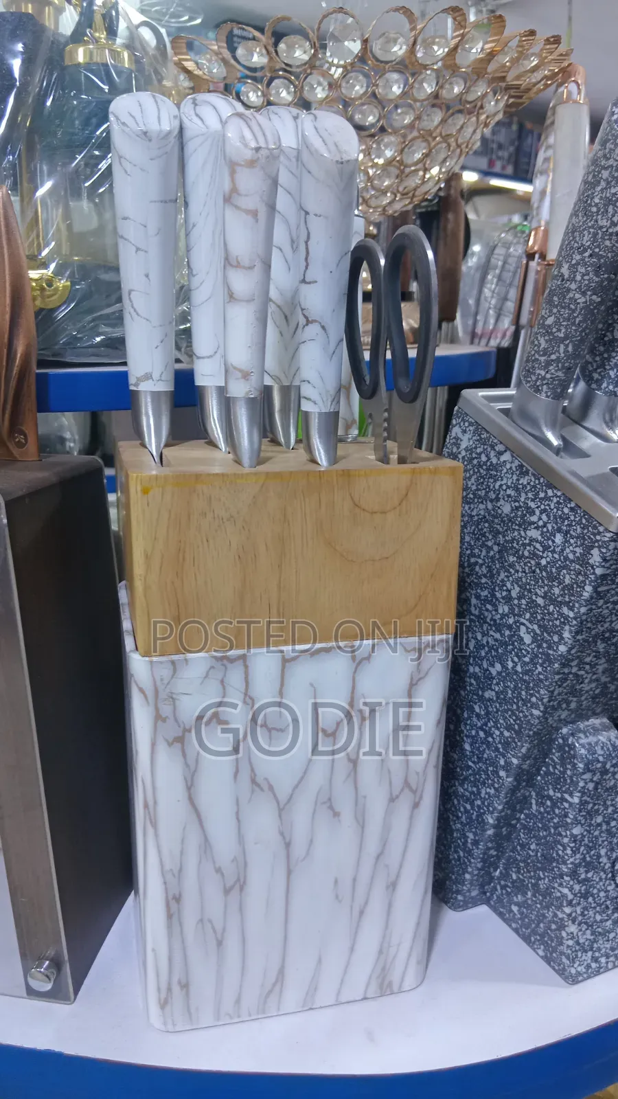 7 Piece Marble Pattern Knife Set