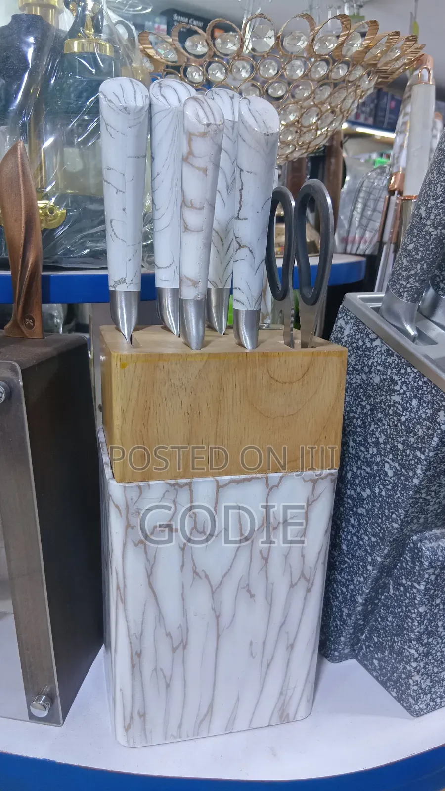 7 Piece Marble Pattern Knife Set